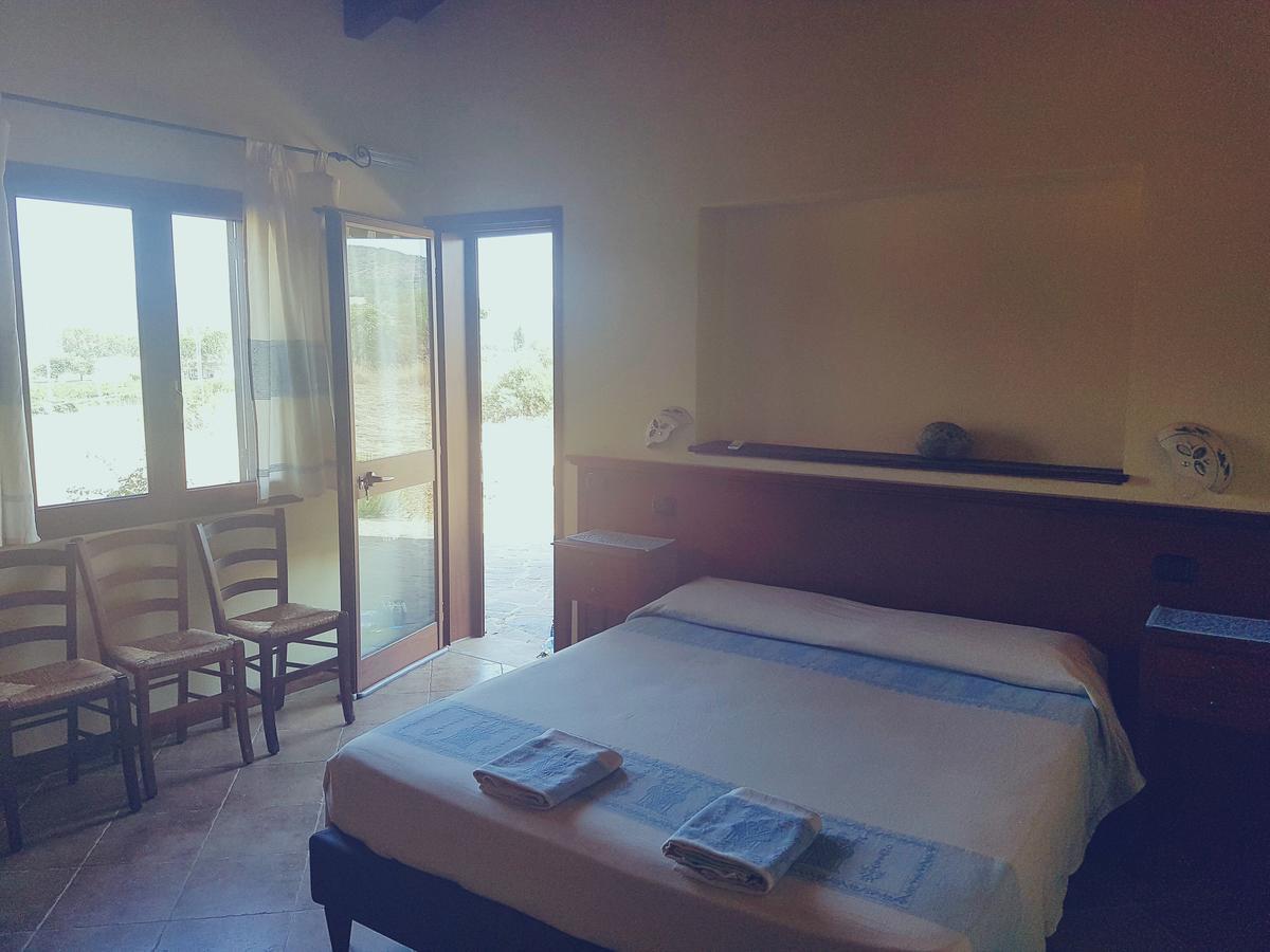 Agriturismo Gennemara B&B Perdaxius Екстериор снимка