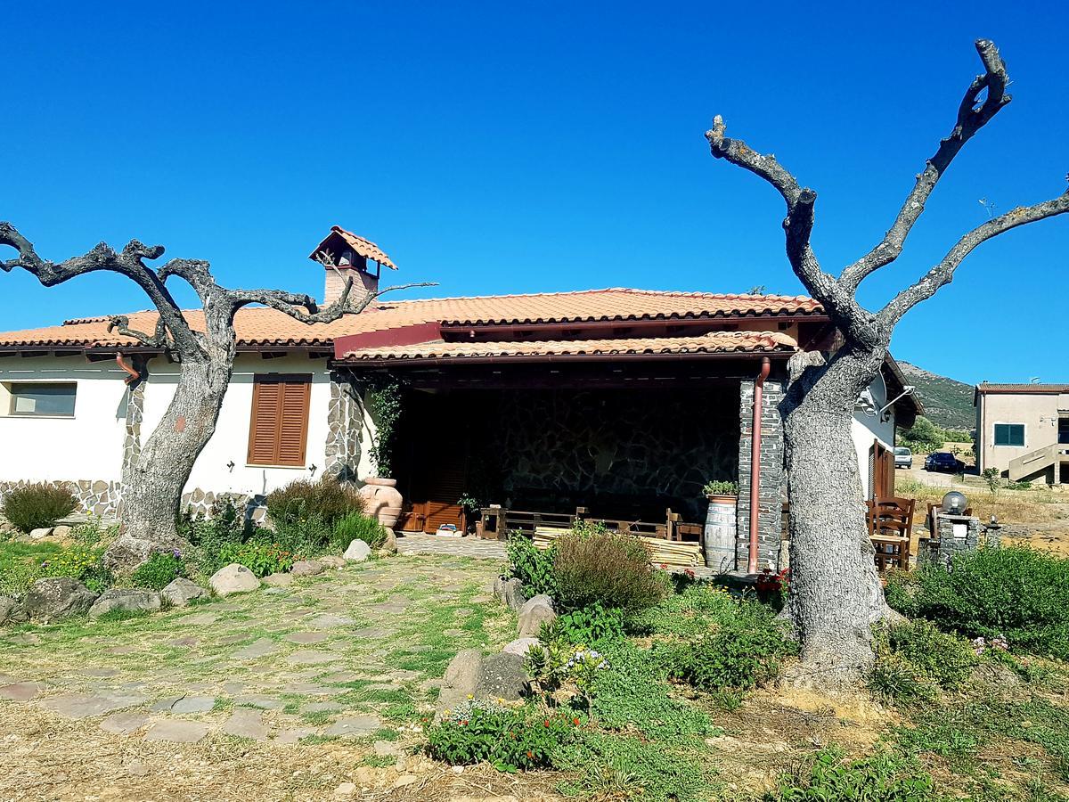 Agriturismo Gennemara B&B Perdaxius Екстериор снимка